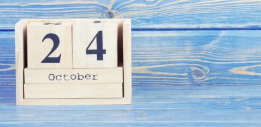 Vintage Fotoğraf, 24 Ekim. Ahşap küp takvim üzerinde 24 Ekim tarihi