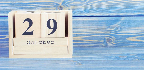 Archiwalne zdjęcie, 29 października. Data 29 października na kalendarz drewniany Kubik — Zdjęcie stockowe