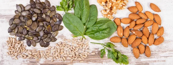 Ingredientes contendo vitamina E, minerais naturais e fibra dietética, nutrição saudável — Fotografia de Stock