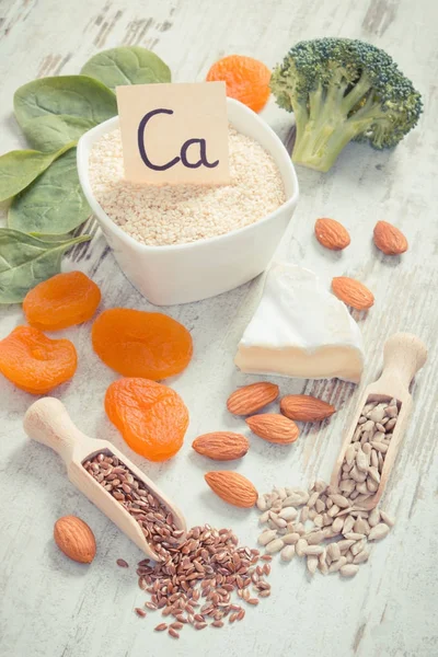 Vintage foto, ingrediënten met calcium en dietary fiber, gezonde voeding — Stockfoto