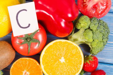 Sağlıklı meyve ve sebze gibi kaynakları C vitamini ve mineraller, dokunulmazlık kavramı güçlendirilmesi