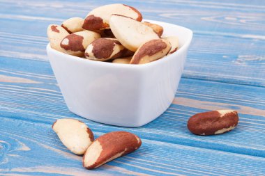 Brezilya fıstığı doğal mineral ve vitamin içeren