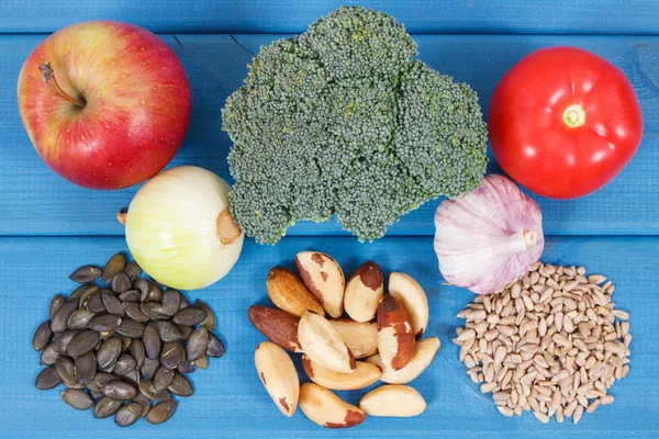 Produkte und Inhaltsstoffe, die Selen und Ballaststoffe enthalten, gesunde Ernährung — Stockfoto