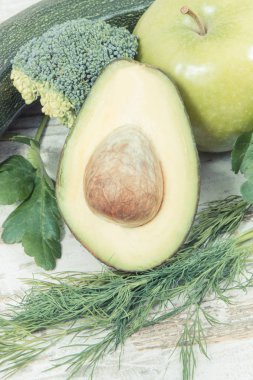 Vintage fotoğraf, taze yeşil meyve ve sebzeler kaynak vitamin ve mineral olarak, sağlıklı beslenme kavramı