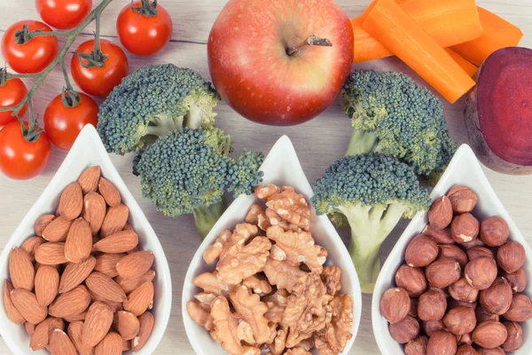 Alimentação nutritiva saudável como fonte de vitamina e minerais, alimento para o conceito de saúde cerebral — Fotografia de Stock