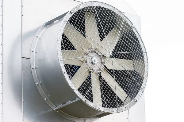 Gabonatárító szellőztető ventilátor, mezőgazdasági gépek részletezése — Stock Fotó