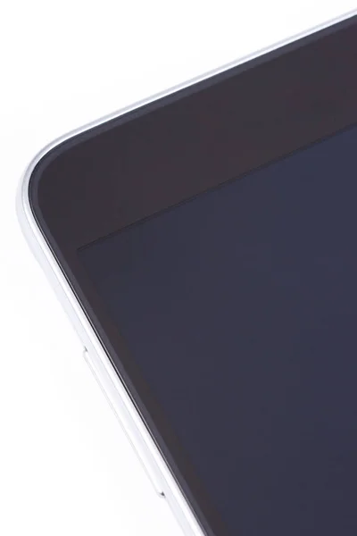 Teléfono móvil con pantalla en blanco sobre fondo blanco, smartphone — Foto de Stock