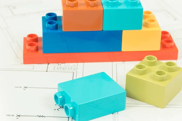 Coloridos Bloques Juguete Plástico Plan Vivienda Construcción Concepto Construcción Compra — Foto de Stock