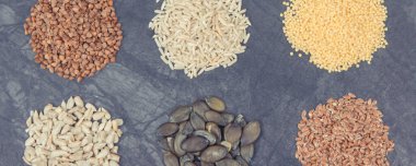 Doğal vitamin ve mineral içeren sağlıklı malzemeler. Tiroid bezi konsepti için faydalı yemek