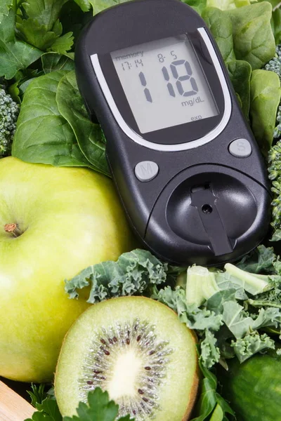 Glucometer Result Sugar Level Green Natural Fruits Vegetables Body Detox — Stock Photo, Image