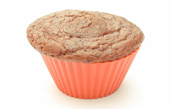 Čerstvé Pečené Muffiny Kakaem Čokoládou Červeném Silikonovém Šálku Bílé Pozadí — Stock fotografie