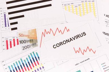Coronavirus yazıtları, euro para birimleri ve Covid-19 'un neden olduğu finansal krizi temsil eden grafikler. Dünya çapında küresel durgunluk riski