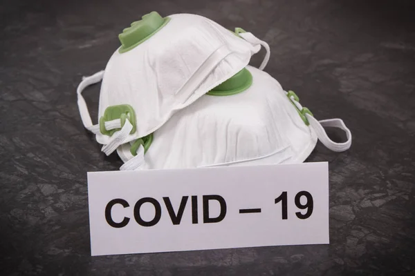 Yazıt Covid Koruyucu Maske N95 Coronavirus Koruma Önlemleri Romantik Koronavirüs — Stok fotoğraf