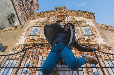 Genç bir kadının portresi