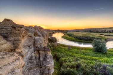 Yazılı taş Provincial Park Alberta, Kanada güneş doğarken