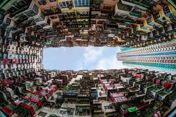 Overvolle behuizing in Hong Kong — Stockfoto