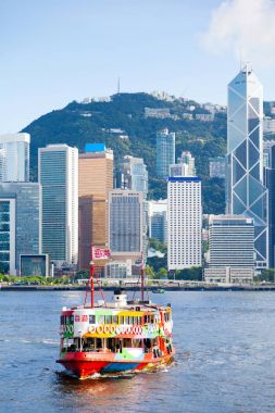 İkonik Star Feribot haçlar Victoria Harbor Hong Kong