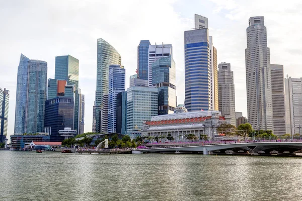 Обрис Сінгапуру в Marina bay — стокове фото