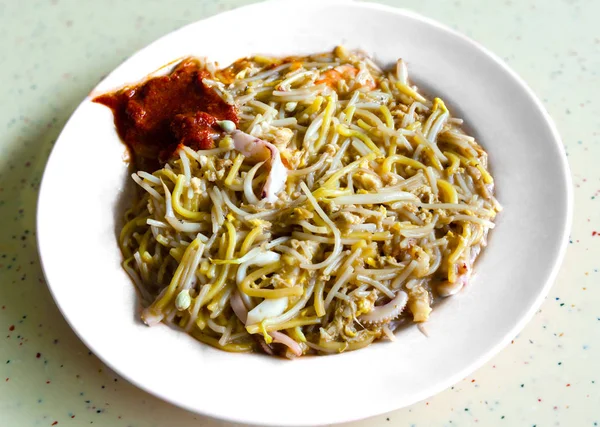 Cozinha de Singapura Hokkien Mee ou mexa macarrão frito — Fotografia de Stock