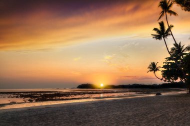 Beach gündoğumu Bintan Adası, Endonezya