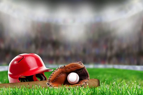 Equipo de béisbol en hierba con espacio de copia —  Fotos de Stock