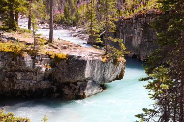Kootenay Banff, Canada yakınındaki Kanyon'da mermer