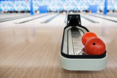 Otomatik Bowling topu geri kopya alanı ile