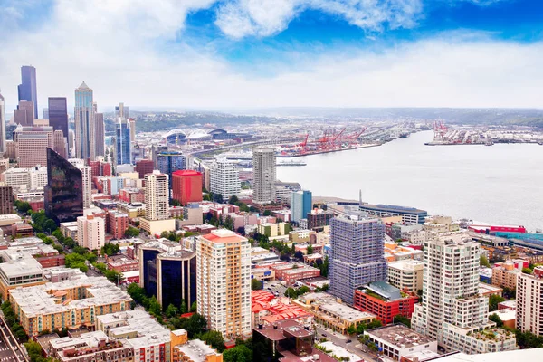 Şehrin havadan görünümü Seattle ve Metro Bölgesi — Stok fotoğraf
