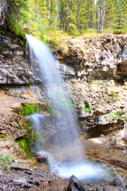Trol Alberta, Kanada KANANASKIS ülkede düşüyor