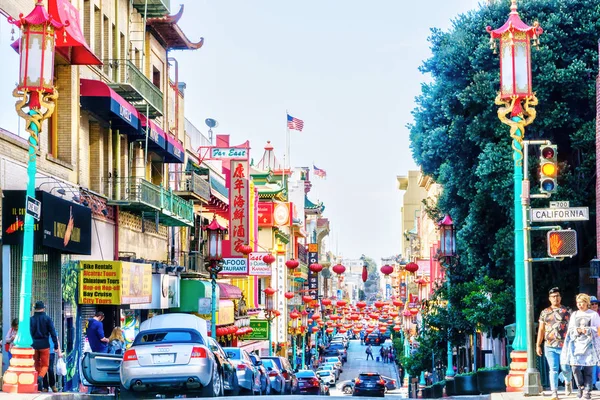 Wahrzeichen chinatown auf grant Avenue in san francisco — Stockfoto
