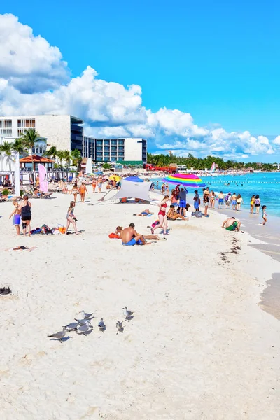 Playa Del Carmen Mexico Dec 2019 Crowded Beach Filled People — Stock Photo, Image