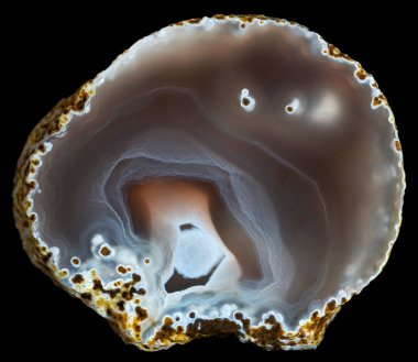 Siyah üzerine agate jeot dilimi. Rusya, Kemerovo bölgesi