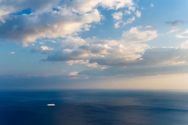 Petit Bateau Croisière Dans Mer Noire Coucher Soleil — Photo