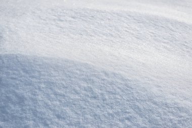 Seçici odaklı ve ışıltılı kar dokusu