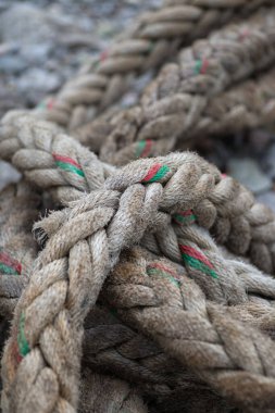 Seçici odaklı geçmişi olan eski bir deniz ipi.