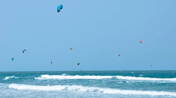 Kitesurf Día Verano Hermoso Mar Turquesa — Foto de Stock