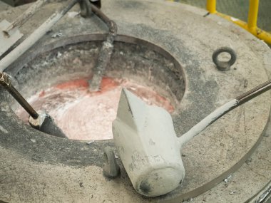 Hassas döküm mo için erimiş alüminyum dökme işleç