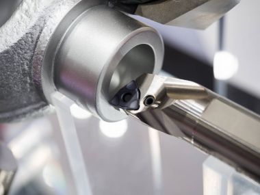 CNC İşleme Merkezi kesme kalıp