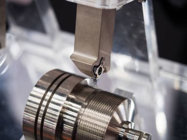 CNC İşleme Merkezi kesme kalıp