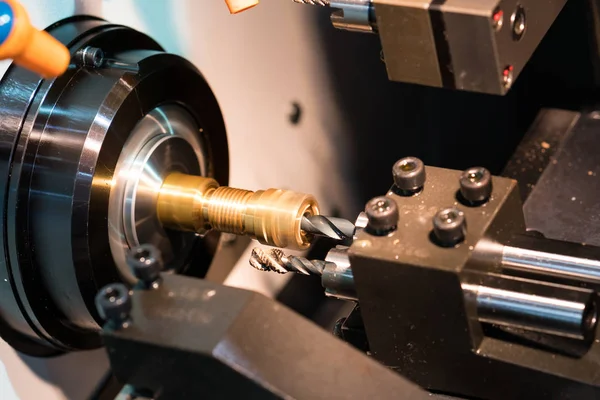 Otomotiv bölümü tarafından makine Torna cnc işleme