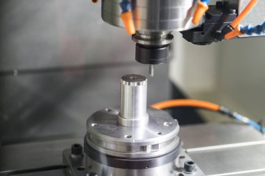 CNC İşleme Merkezi kesme kalıp