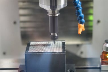 CNC İşleme Merkezi kesme kalıp