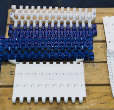 Platic Bant konveyör bölümü gıda üretim hattı sanayî için