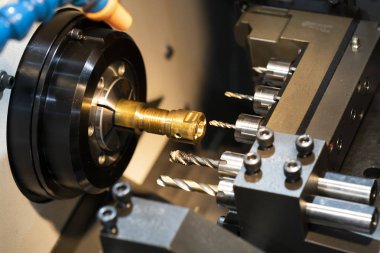 CNC İşleme Merkezi kesme kalıp