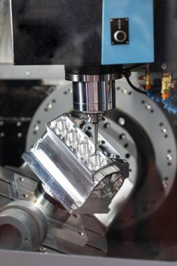 CNC İşleme Merkezi kesme kalıp