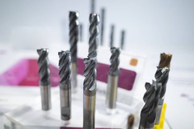 Yüksek doğruluk karbür Frezeler için yüksek hassasiyetli kesme automot