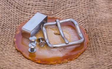 Kemer için el yapımı metal toka