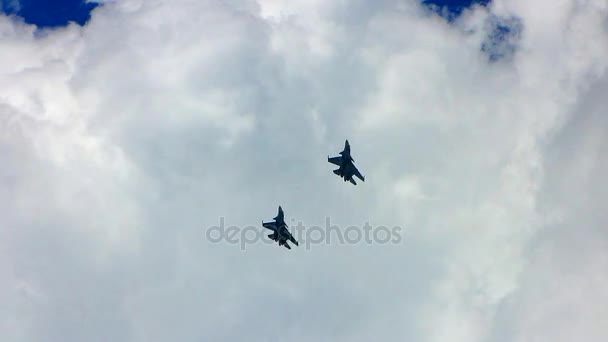 Luchador militar ruso en vuelo - 11 de septiembre de 2016, Sebastopol, Crimea — Vídeo de stock