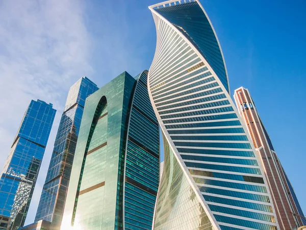 Бізнес-центр міста Москва взимку. — стокове фото