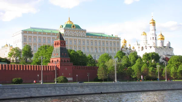 Moskova Kremlin manzarası, Grand Kremlin Sarayı